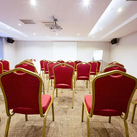 Hotel Anemon Kent 4*