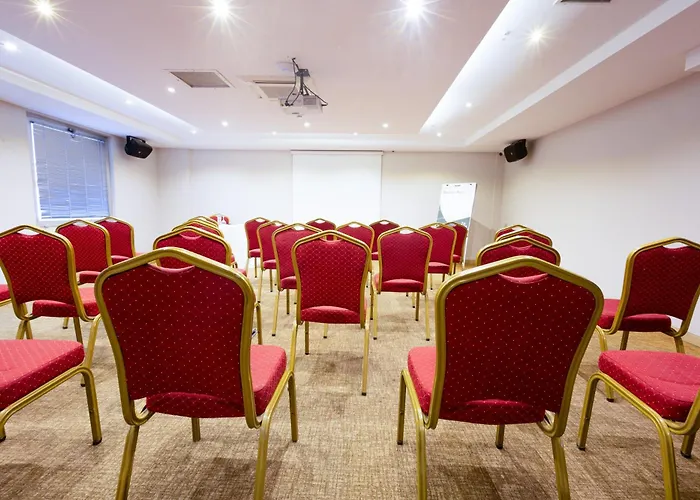 Hotel Anemon Kent 4*